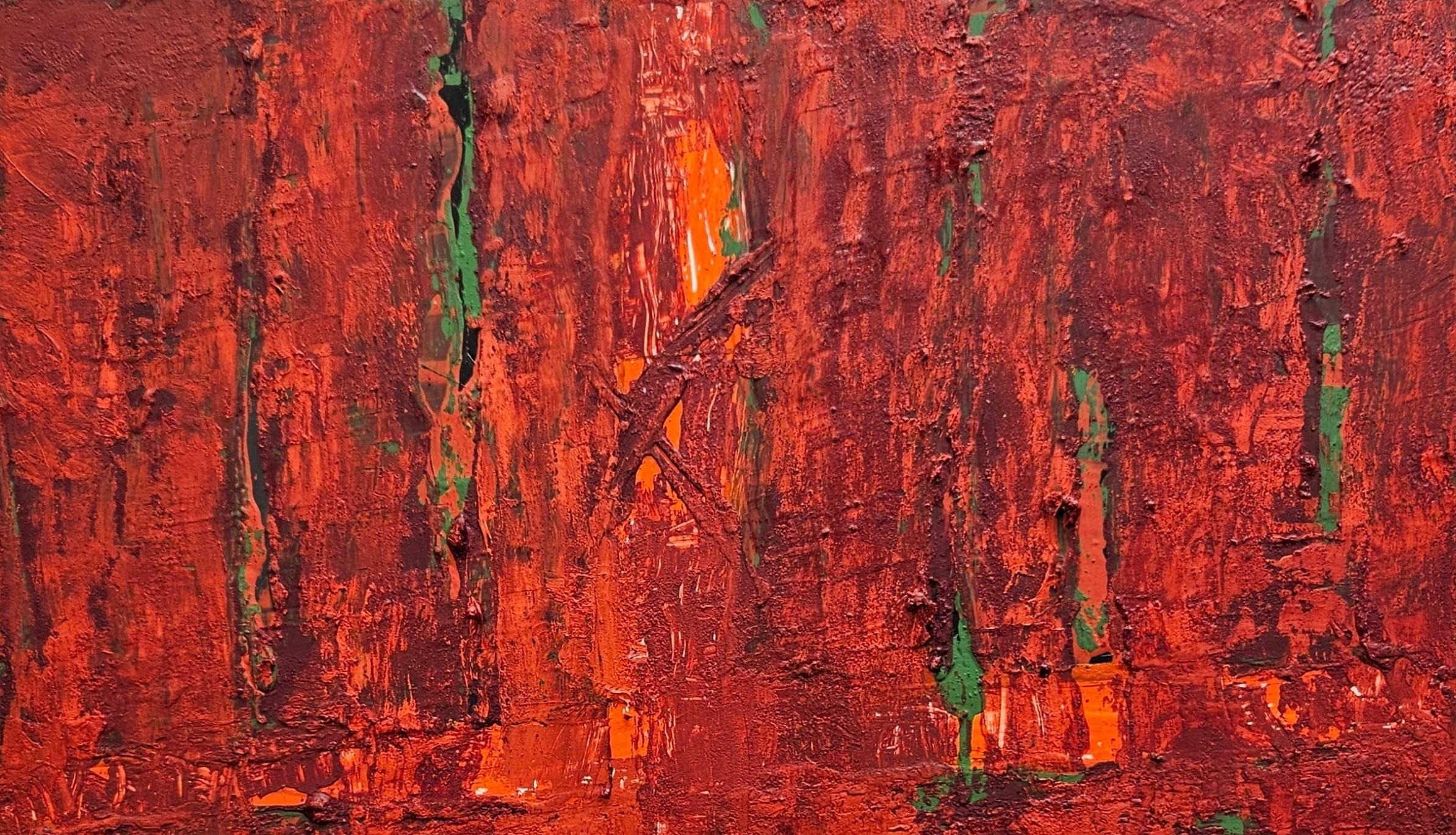 Bilden visar en abstrakt tavla på röd botten med inslag av grönt och orange.
