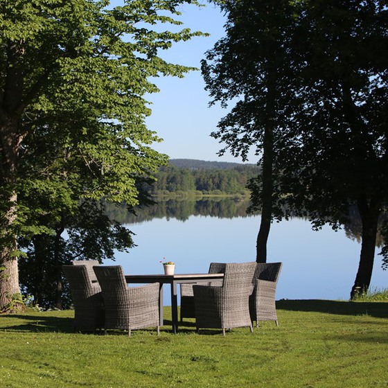 Utsikt över sjön i Trollebo.